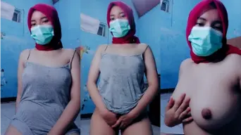ABG 19Yo Jilbab Merah Joget Binal